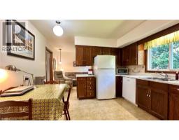 63 LEE Avenue - 6