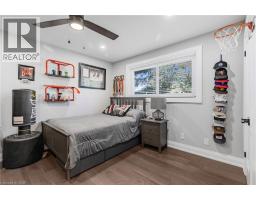 94 DORCHESTER Drive - 17