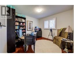 375 KINGSCOURT Drive UnitNo. 35 - 21