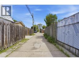 22 CHEEVER Street - 31