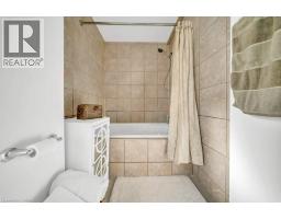 118 HEWAT Street - 22