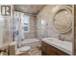 61 HILLVIEW Street - 10