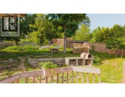 61 HILLVIEW Street - 29