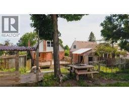 61 HILLVIEW Street - 32