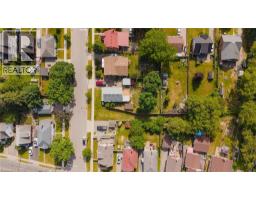 61 HILLVIEW Street - 40