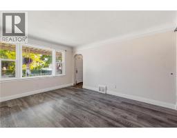 61 HILLVIEW Street - 5