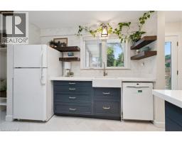 18 JASPER Court - 16