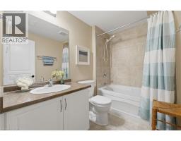 6 MANORWOOD Road - 33