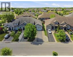 6 MANORWOOD Road - 43