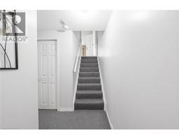 565 STONE CHURCH Road W - 32