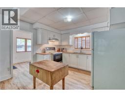 261 MACNAB Street - 10