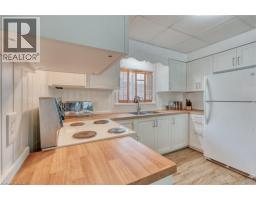 261 MACNAB Street - 12
