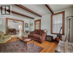 261 MACNAB Street - 17