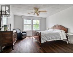 261 MACNAB Street - 22