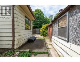 261 MACNAB Street - 30