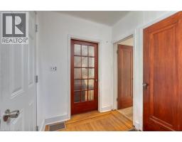 261 MACNAB Street - 5