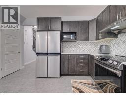 111 HONEY Street - 10