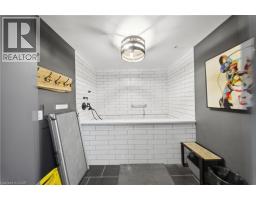 63 ARTHUR Street S UnitNo. 205 - 29