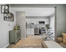 39 PINEWOODS Drive UnitNo. 35 - 11