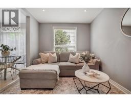 39 PINEWOODS Drive UnitNo. 35 - 8