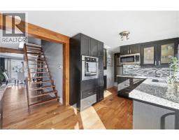 31 HUNTER Street - 13