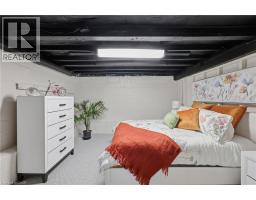 31 HUNTER Street - 34