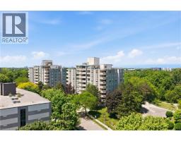 8 VILLAGE GREEN Boulevard UnitNo. 812 - 26