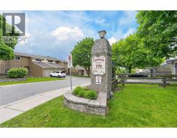 175 QUEEN VICTORIA Drive UnitNo. 94 - 4