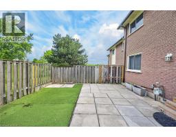 175 QUEEN VICTORIA Drive UnitNo. 94 - 42