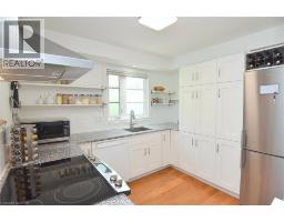 49 PARK Street E - 10