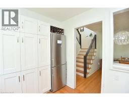 49 PARK Street E - 11
