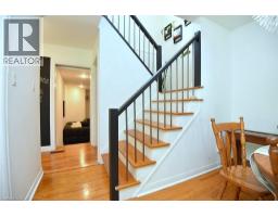49 PARK Street E - 18