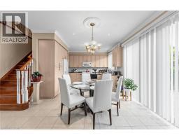 1098 HEPBURN Road - 11