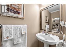 1098 HEPBURN Road - 15