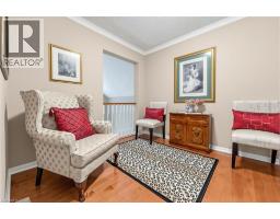 1098 HEPBURN Road - 22