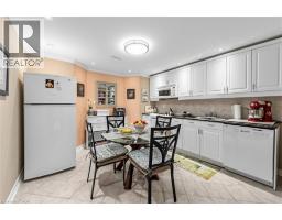 1098 HEPBURN Road - 33