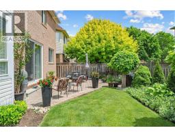 1098 HEPBURN Road - 38