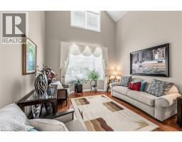 1098 HEPBURN Road - 6