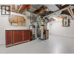 570 FORESTWOOD Crescent - 20