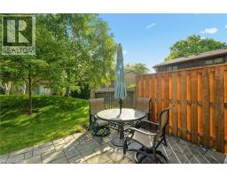 570 FORESTWOOD Crescent - 28