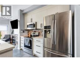 688 DUNN Avenue - 9