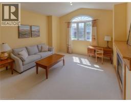 212 SLEAFORD Street - 16