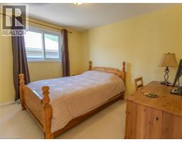 212 SLEAFORD Street - 23
