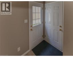 212 SLEAFORD Street - 31