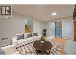 379 VERONICA Drive - 21