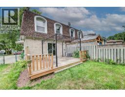 76 PEPPERWOOD Crescent - 35