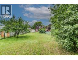 76 PEPPERWOOD Crescent - 42