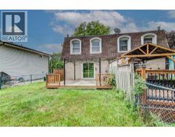 76 PEPPERWOOD Crescent - 44