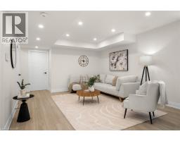 84 CHALMERS Street N - 26