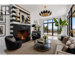 711 BEACH Boulevard - 10